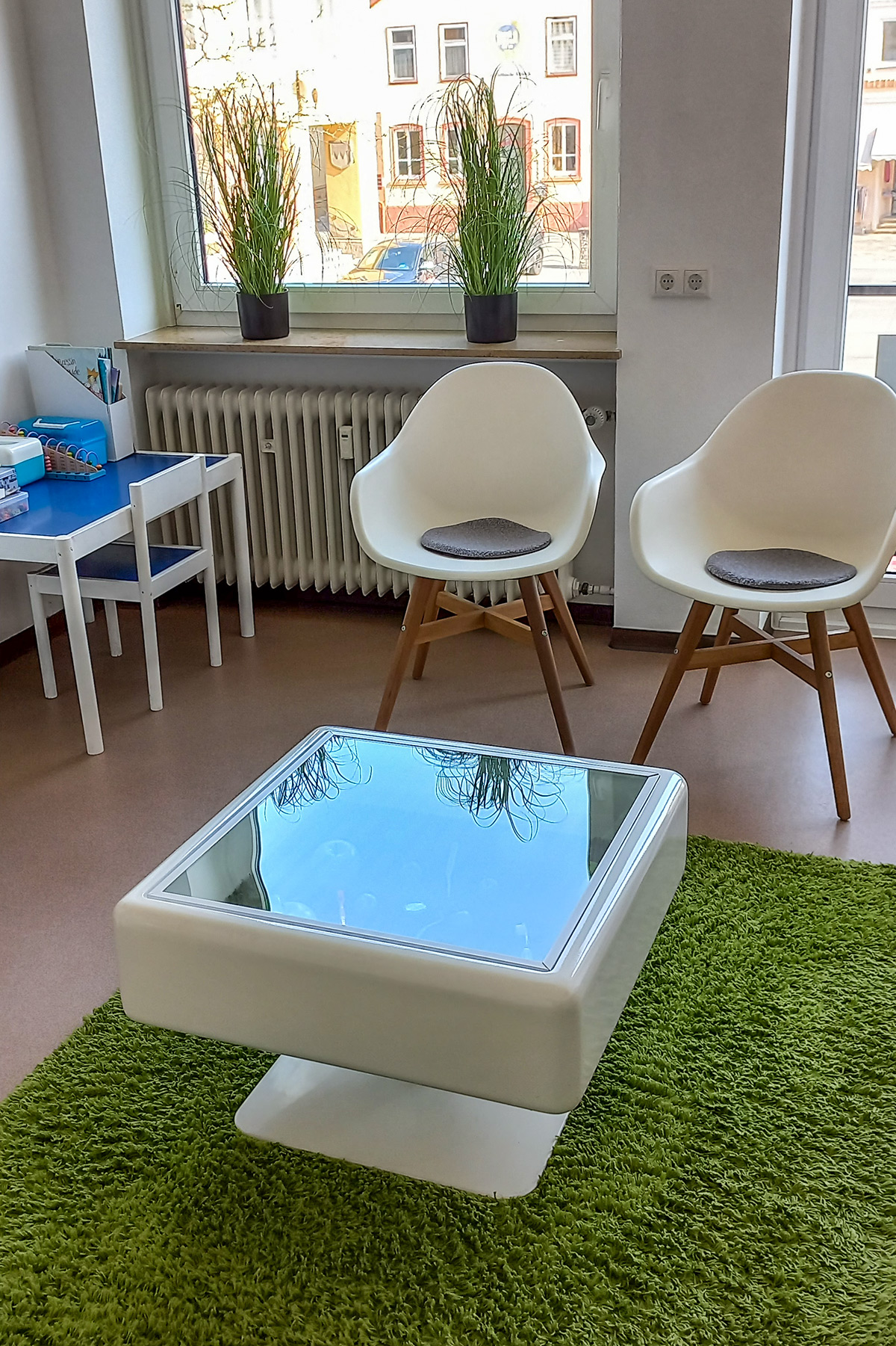 images/praxisraeume/wartezimmer_dr-stelzel.jpg#joomlaImage://local-images/praxisraeume/wartezimmer_dr-stelzel.jpg?width=1200&height=1801